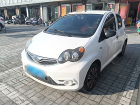 比亚迪F0 2015款 1.0L AMT 铉酷型