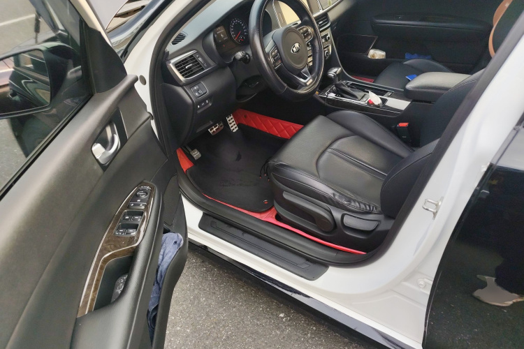 起亚K5 2016款 1.6T 自动GLS中控内饰20