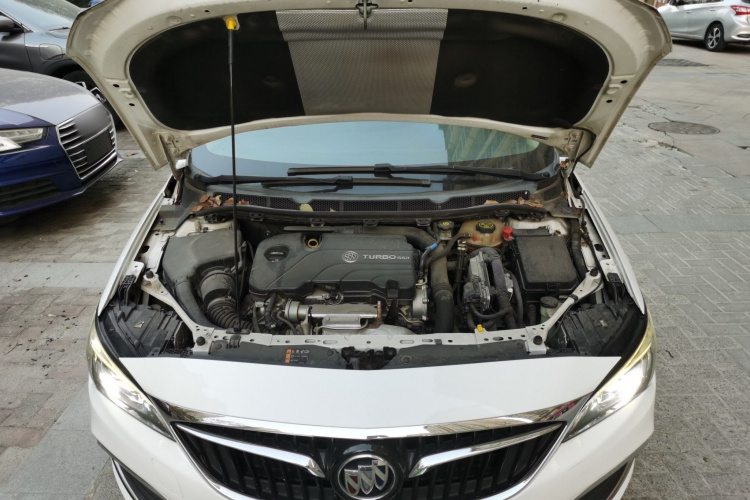 别克 威朗 2019款 三厢 20T 双离合豪华型局部细节24