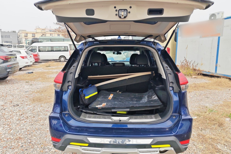 日产 奇骏 2017款 2.0L CVT舒适版 2WD局部细节23