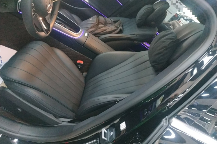 奔驰E级 2025款 改款 E 300 L 豪华型局部细节19