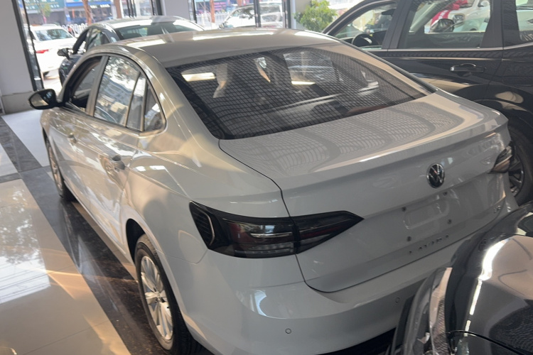 大众 朗逸 2025款 新锐 1.5L 出众新逸版车身外观6004