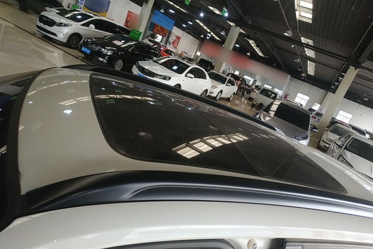 宝马X1 2013款 sDrive18i 时尚型局部细节57