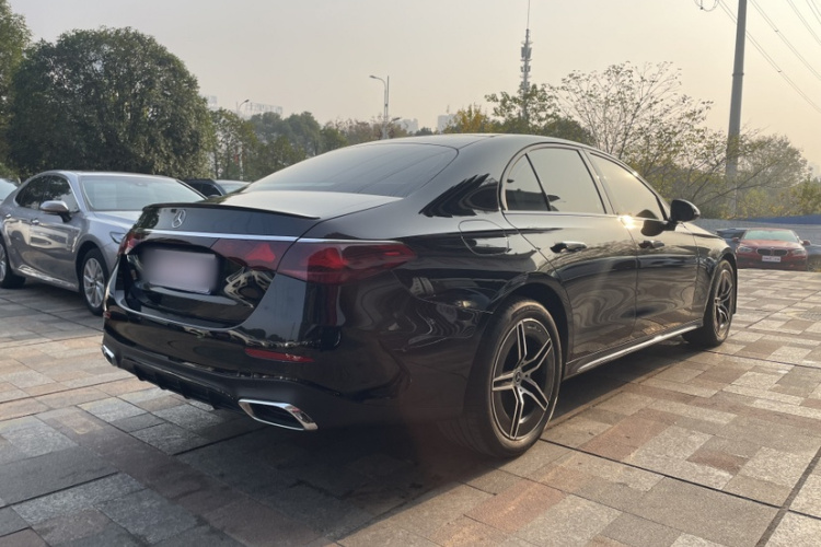 奔驰E级(进口) 2024款 E 260 运动版车身外观6006