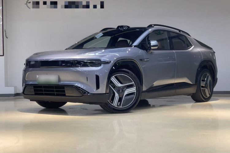 长安启源E07 2025款 增程 四驱 39kWh Ultra高性能版车身外观1