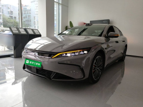 比亚迪 汉 2025款 EV 701KM激光雷达智驾型