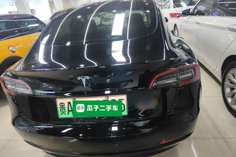 特斯拉 Model 3 2022款 后轮驱动版车身外观6004