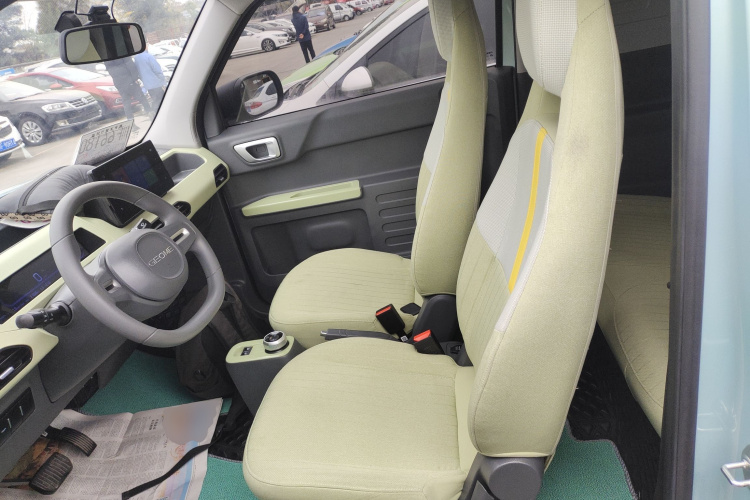 吉利银河 2023款 熊猫mini 200km 耐力熊局部细节19