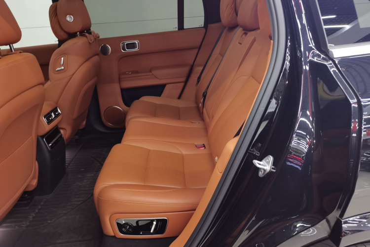 理想汽车 理想L7 2023款 Air中控内饰21