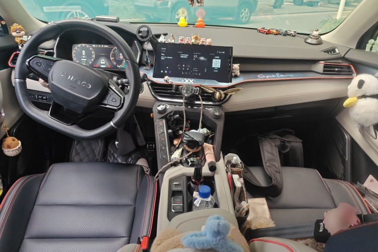 领克06 2020款 1.5T 耀Halo中控内饰12