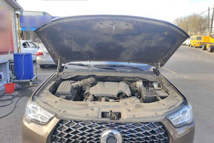 长城 炮 2021款 2.0T商用版自动柴油四驱精英型长箱GW4D20M机舱底盘24