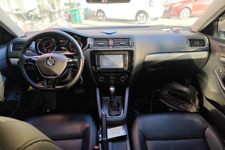 大众 速腾 2016款 230TSI 25周年纪念版中控内饰12