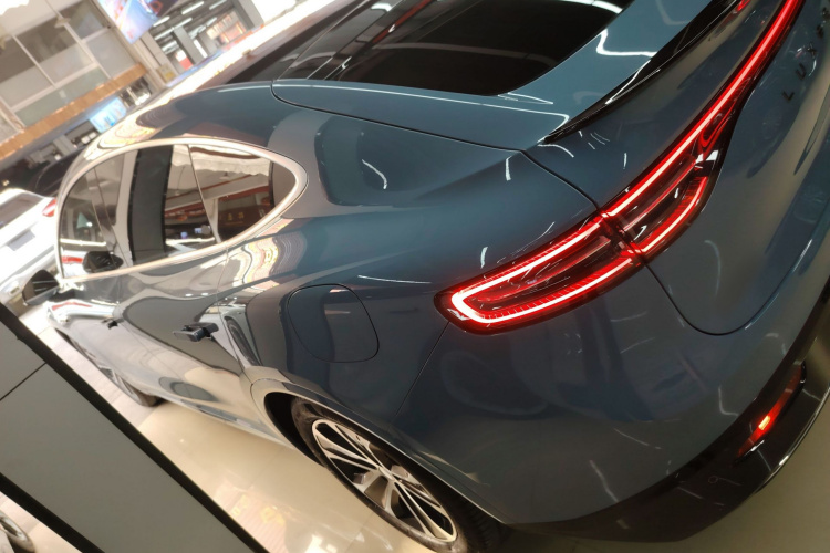 鸿蒙智行 智界R7 2024款 纯电 736km UItra车身外观4