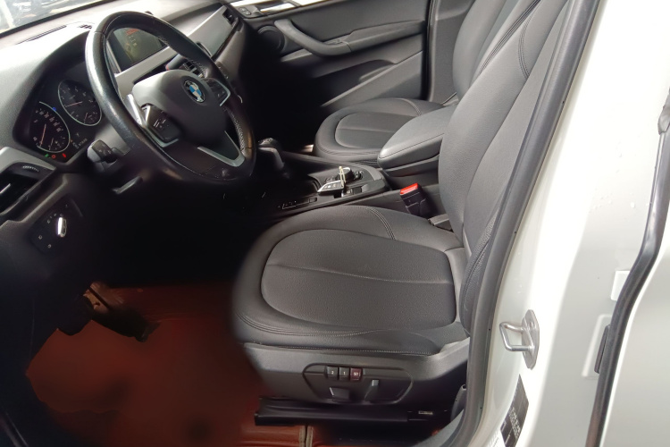 宝马X1 2018款 sDrive20Li 领先型局部细节19