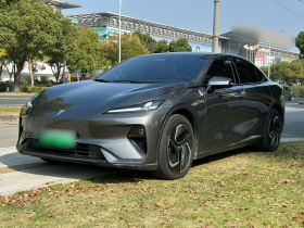 深蓝汽车 深蓝L07 2024款 530Max乾崑智驾ADS SE纯电版