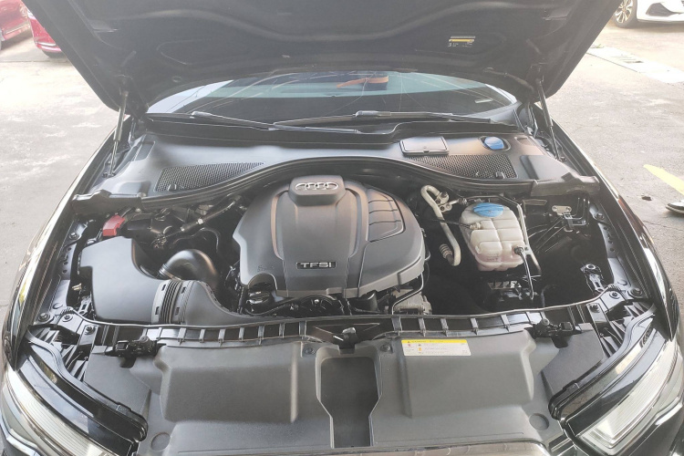 奥迪A6(进口) 2017款 Avant 40 TFSI 运动型机舱底盘24