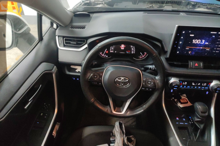 丰田 RAV4荣放 2021款 2.0L CVT两驱风尚版局部细节13