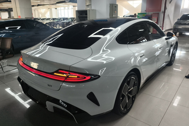 小米汽车 小米SU7 2024款 后驱长续航智驾版车身外观6005