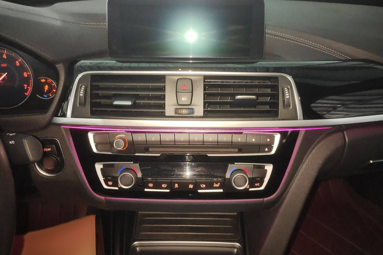 宝马3系GT 2020款 320i M运动套装局部细节9003