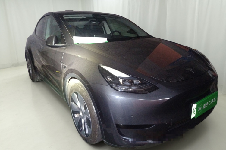 特斯拉 Model Y 2022款 改款 后轮驱动版车身外观3