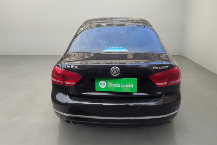 大众 帕萨特 2014款 1.8TSI DSG尊荣版车身外观6