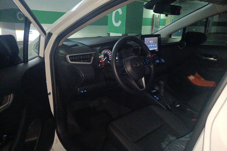 丰田 卡罗拉 2024款 1.2T 先锋版中控内饰20