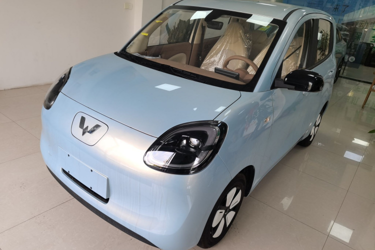 五菱汽车 宏光MINIEV 2025款 四门版 进阶款车身外观1