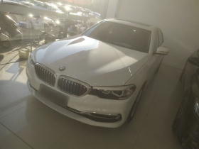 宝马5系 2018款 525Li 豪华套装