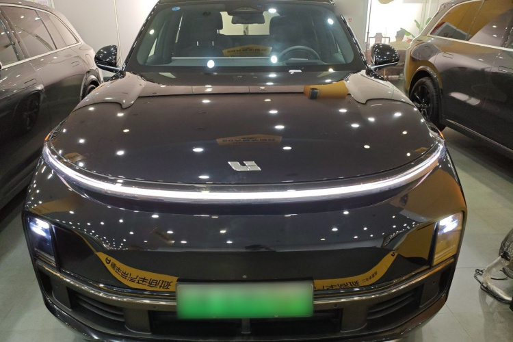 理想汽车 理想L9 2023款 Pro车身外观2