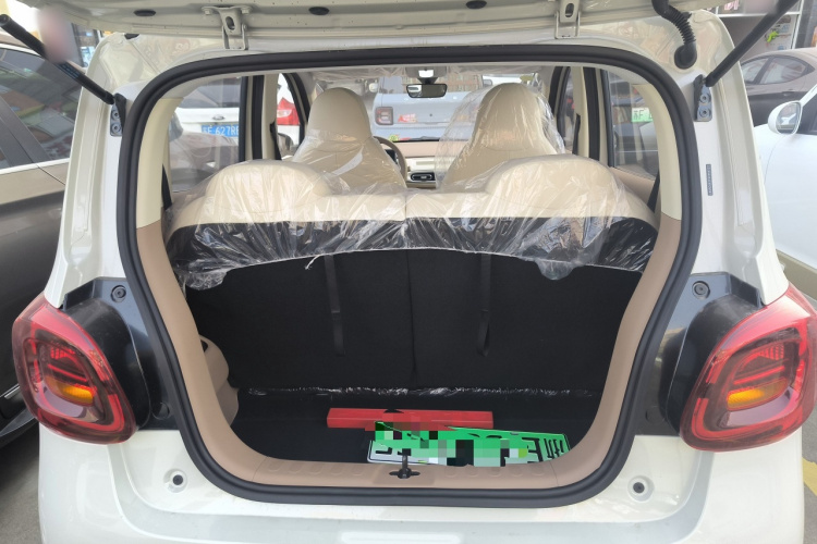 五菱汽车 宏光MINIEV 2025款 四门版 进阶款机舱底盘23