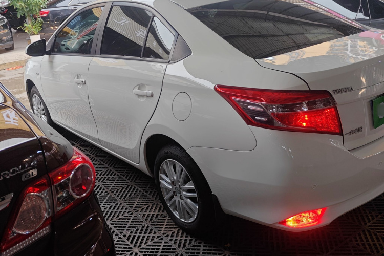 丰田 威驰 2014款 1.5L 自动智臻版车身外观6003