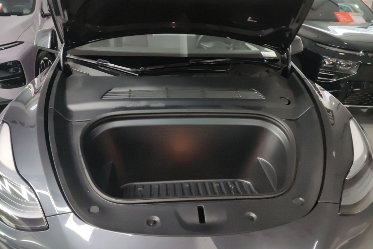 特斯拉 Model Y 2024款 后轮驱动版局部细节24