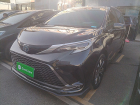 丰田 格瑞维亚 2022款 2.5L混动 尊贵版