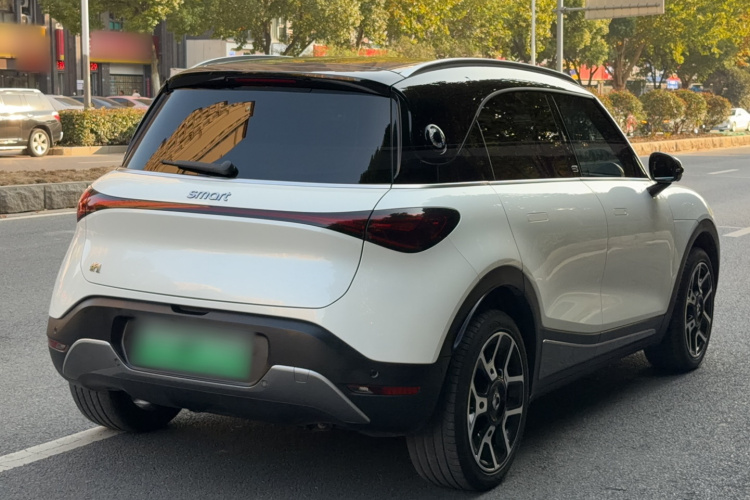 smart精灵#1 2022款 Pulse心动版车身外观6007