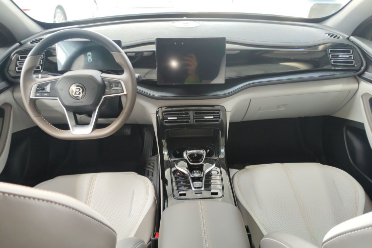 比亚迪 秦PLUS 2024款 荣耀版 DM-i 55KM领先型中控内饰12