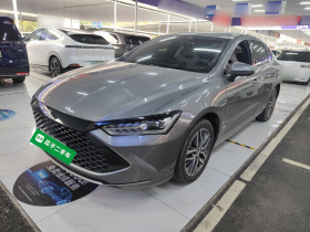 比亚迪 秦PLUS 2023款  冠军版 DM-i 120KM超越型