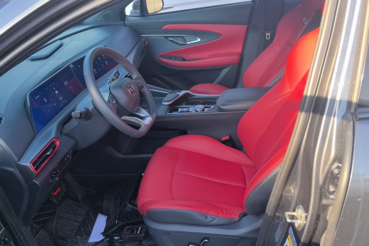 长安UNI-T 2020款 1.5T 尊贵型中控内饰19