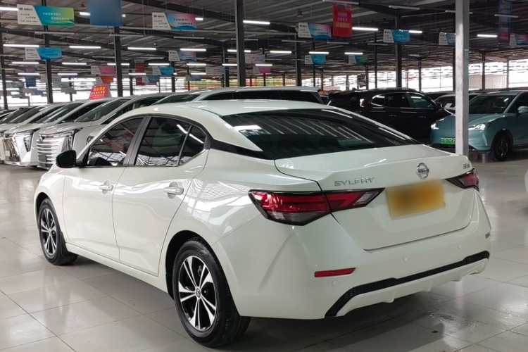 日产 轩逸 2022款 1.6L XL CVT悦享版车身外观6003