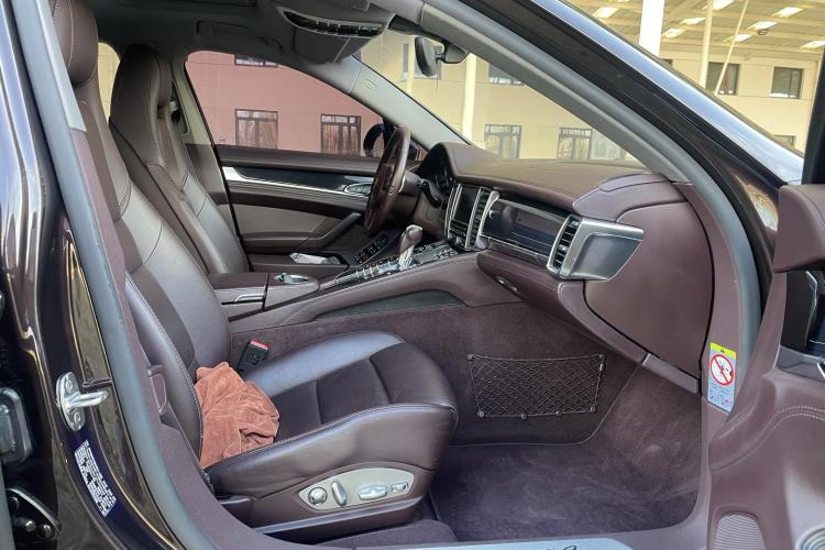 保时捷 2014款 Panamera 4 3.0T中控内饰41