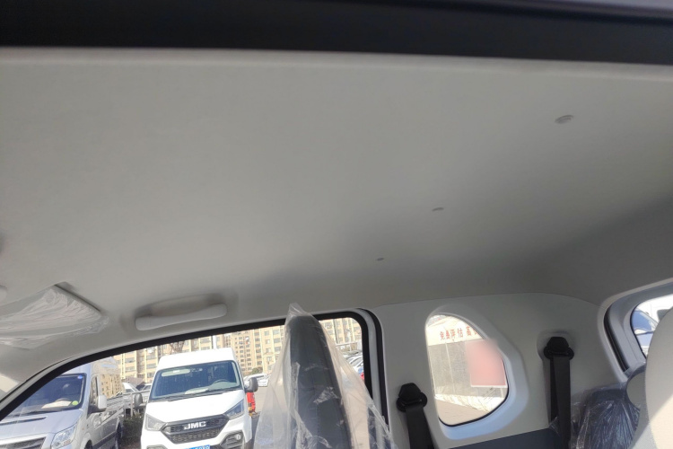 奔腾小马 2026款 222km 萌趣马中控内饰22