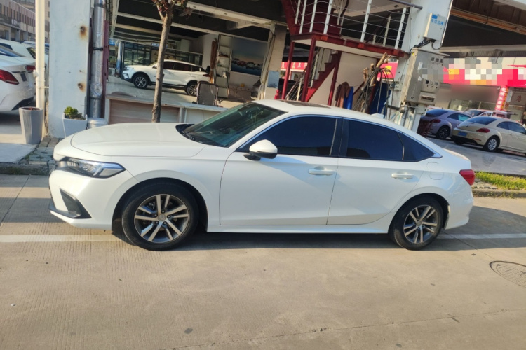 本田 思域 2022款 240TURBO CVT劲动版车身外观4