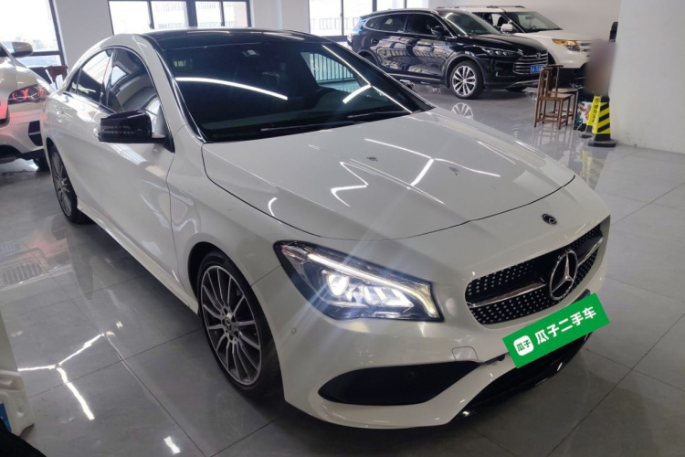 奔驰CLA 2018款 CLA 220 4MATIC车身外观3