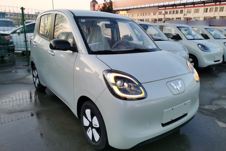 五菱汽车 宏光MINIEV 2025款 四门版 进阶款车身外观6002