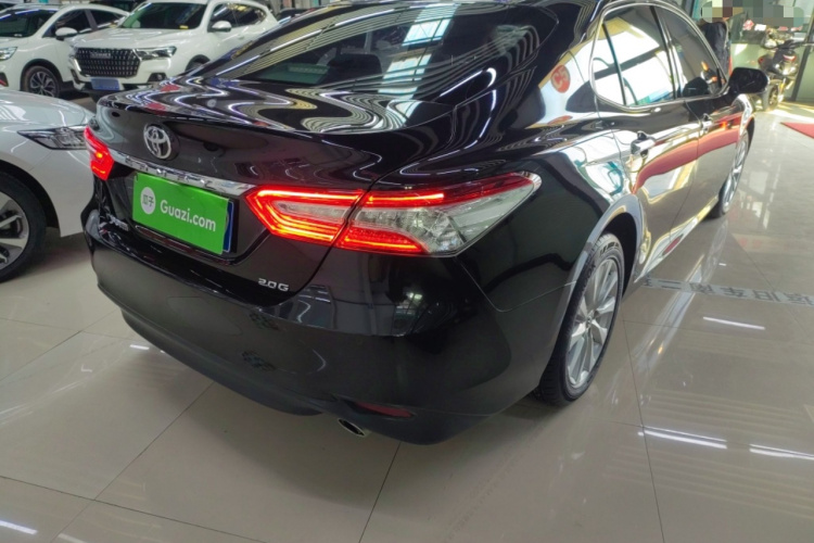 丰田 凯美瑞 2019款 2.0G 豪华版 国VI车身外观7