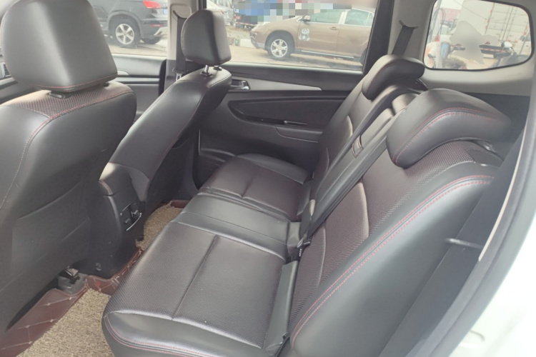 长安凯程 长安欧尚A600 2017款 1.5L 手动豪华型中控内饰21