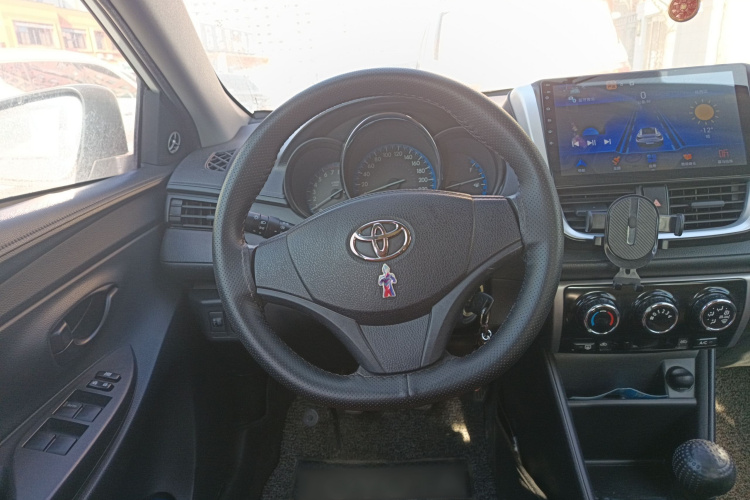 丰田 威驰 2017款 1.5L 手动创行版中控内饰13