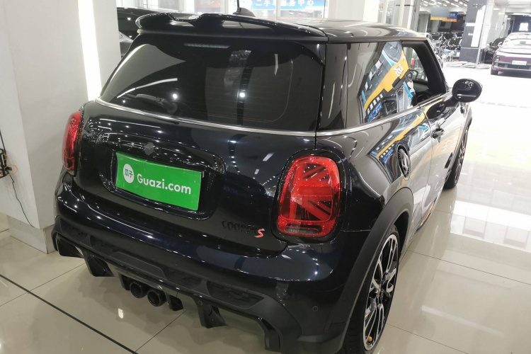 MINI 2022款 2.0T COOPER S 赛车手车身外观6005