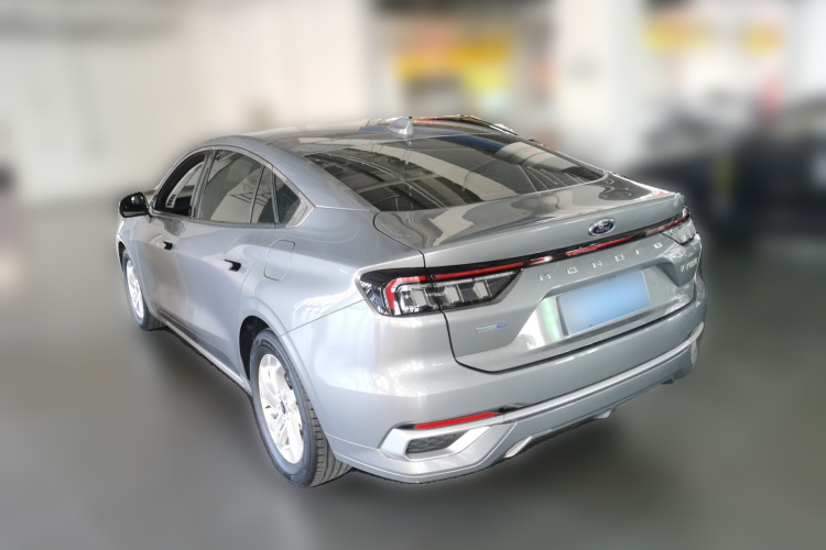 福特 蒙迪欧 2022款 EcoBoost 245 时尚型车身外观5