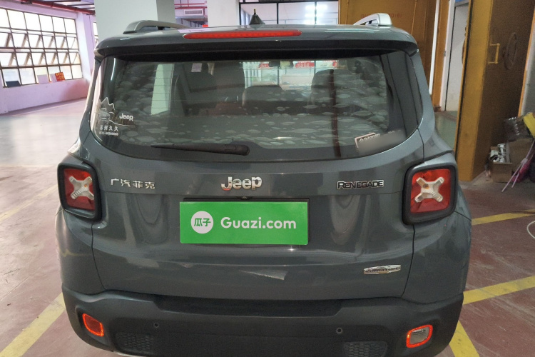 Jeep 自由侠 2016款 1.4T 自动劲能版+车身外观6