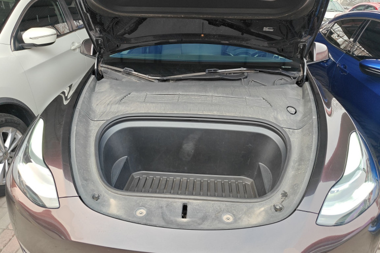 特斯拉 Model Y 2023款 长续航全轮驱动版局部细节24